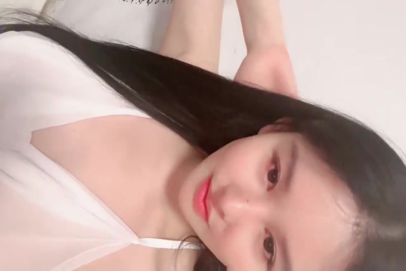 纯情美少女 G奶御姐 巨乳翘臀 丝袜美腿 道具狂震 无套操到喷水 1080P高清无水印完整版快照图