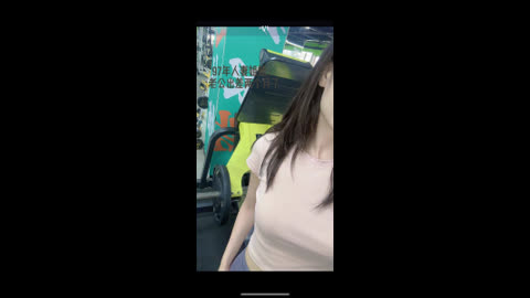 97年人妻姐姐老公出差约我见面快照图